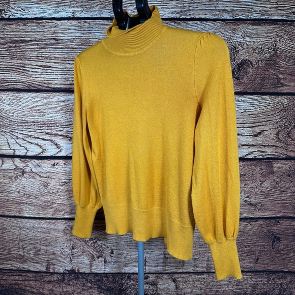 Cable & Gauge Mustard Yellow Turtleneck Sweater - Picture 2 of 7